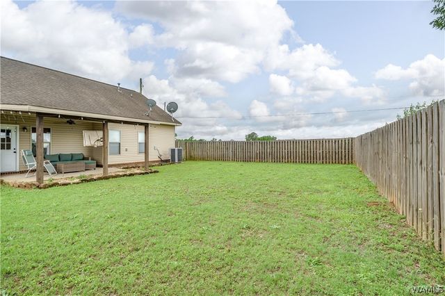 11875 Lathrop, Moundville, AL 35474