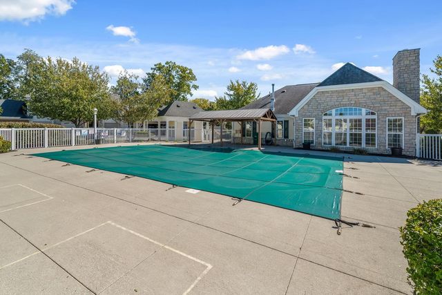 80 Lakes At Cheshire Drive, Delaware, OH 43015