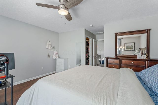 80 Lakes At Cheshire Drive, Delaware, OH 43015