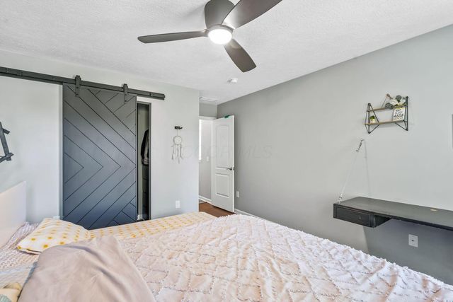 80 Lakes At Cheshire Drive, Delaware, OH 43015