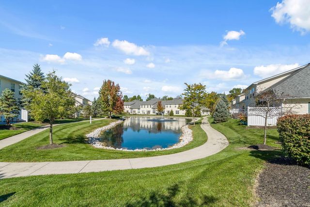 80 Lakes At Cheshire Drive, Delaware, OH 43015
