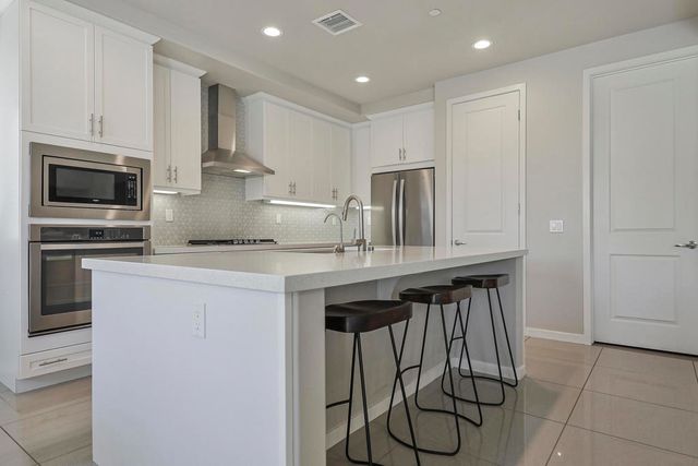 43402 Hazelton Lane, Bermuda Dunes, CA 92203