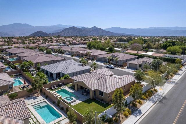 43402 Hazelton Lane, Bermuda Dunes, CA 92203