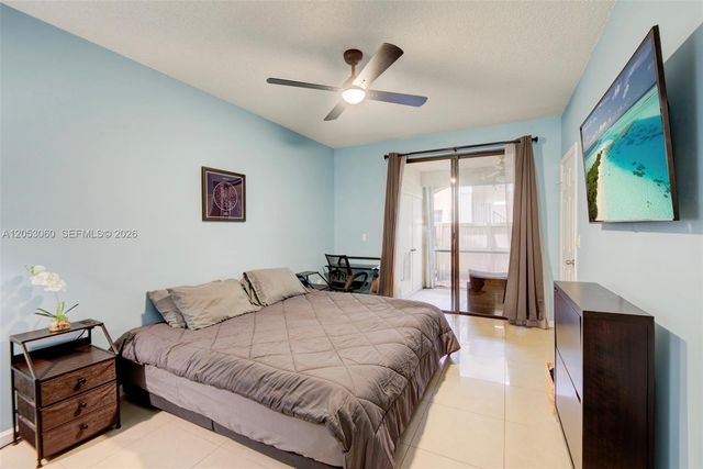 11856 NW 11th Street 11856, Pembroke Pines, FL 33026