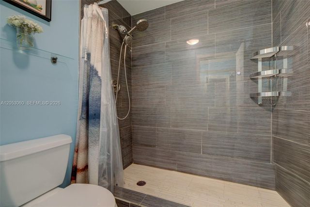 11856 NW 11th Street 11856, Pembroke Pines, FL 33026