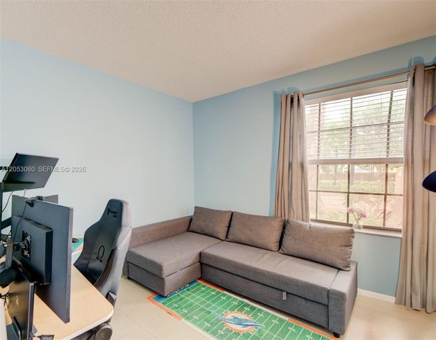 11856 NW 11th Street 11856, Pembroke Pines, FL 33026