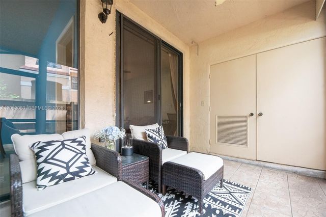 11856 NW 11th Street 11856, Pembroke Pines, FL 33026