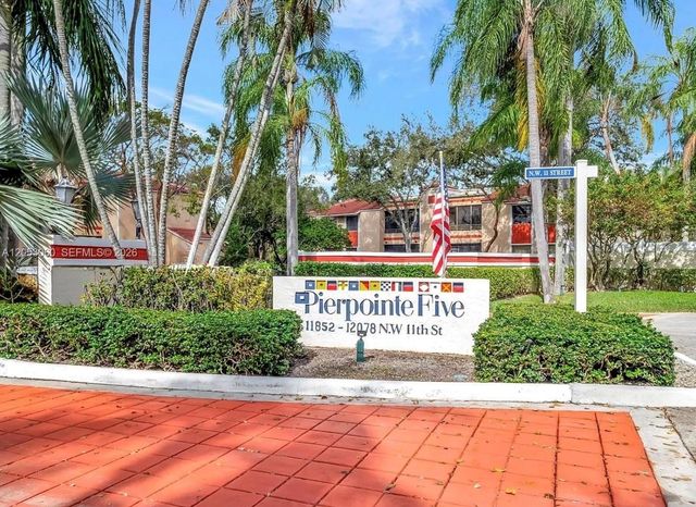 11856 NW 11th Street 11856, Pembroke Pines, FL 33026