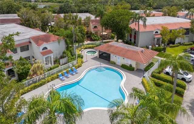 11856 NW 11th Street 11856, Pembroke Pines, FL 33026
