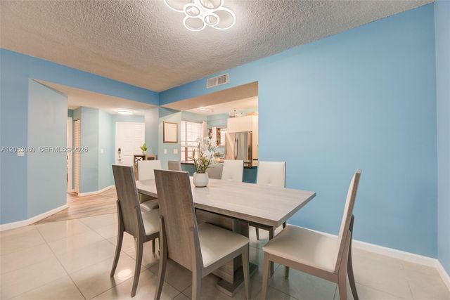 11856 NW 11th Street 11856, Pembroke Pines, FL 33026