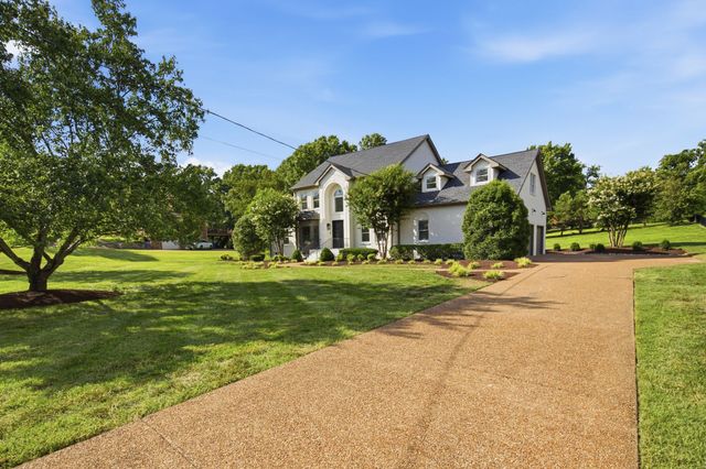 9316 Chesapeake Dr, Brentwood, TN 37027