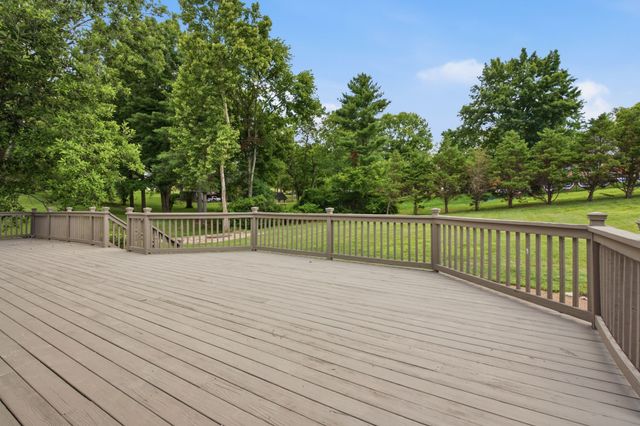 9316 Chesapeake Dr, Brentwood, TN 37027