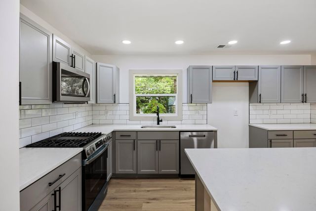 1411 Westway Drive, Charleston, SC 29412