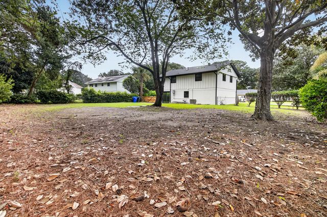 1411 Westway Drive, Charleston, SC 29412