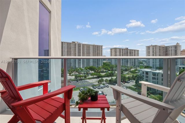 17550 Collins Ave 701, Sunny Isles Beach, FL 33160