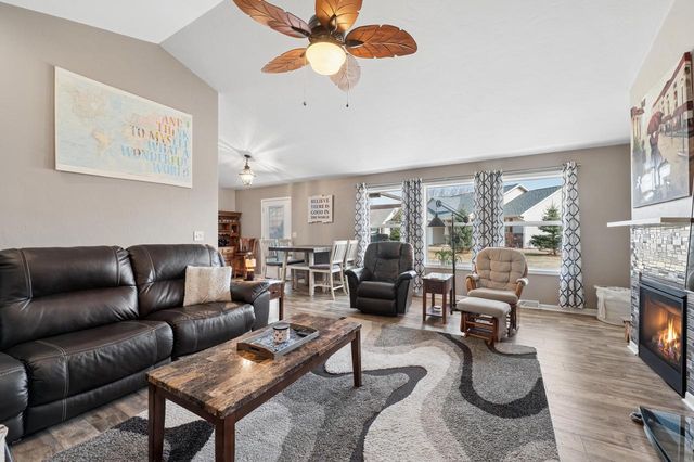 1860 Haas ROAD, Kaukauna, WI 54130