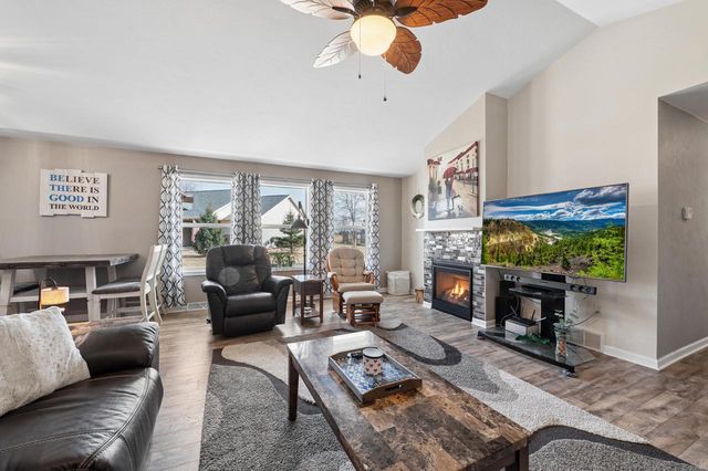 1860 Haas ROAD, Kaukauna, WI 54130