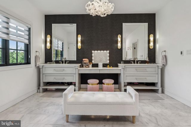 6025 AVON DR, Bethesda, MD 20814