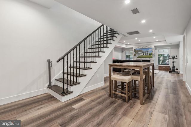 6025 AVON DR, Bethesda, MD 20814