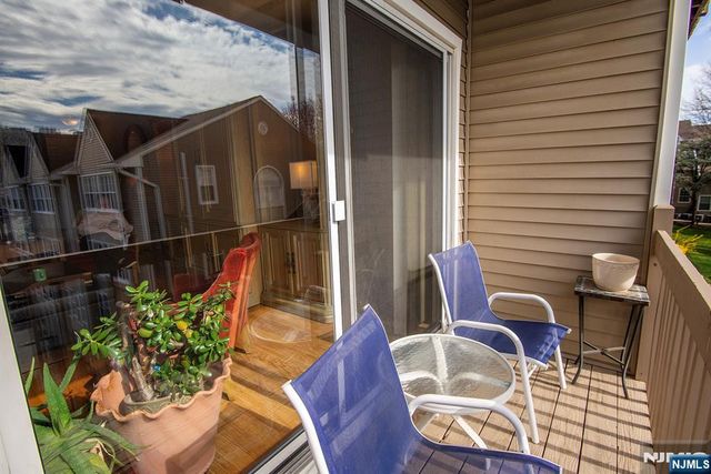 507 Windsor Drive 107, Palisades Park, NJ 07650