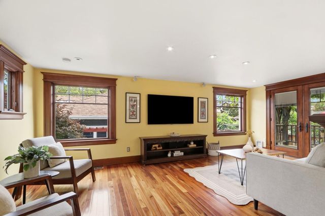 102 S 12th Street, San Jose, CA 95112