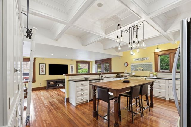 102 S 12th Street, San Jose, CA 95112