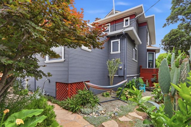 102 S 12th Street, San Jose, CA 95112