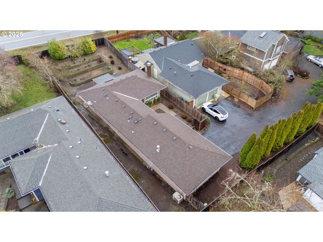 5517 Nw Burning Tree Ct, Portland, OR 97229