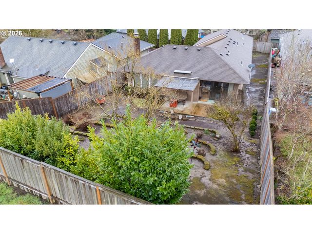 5517 Nw Burning Tree Ct, Portland, OR 97229