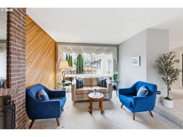 5517 Nw Burning Tree Ct, Portland, OR 97229