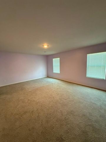 7481 Hawk Tail Way, Fairburn, GA 30213