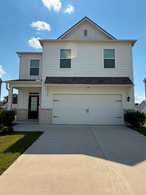 7481 Hawk Tail Way, Fairburn, GA 30213