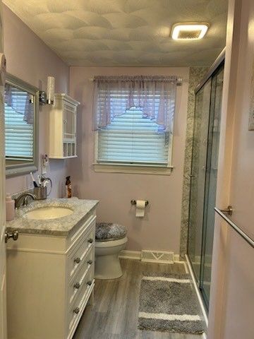 859 Pontiac Avenue, Cranston, RI 02910