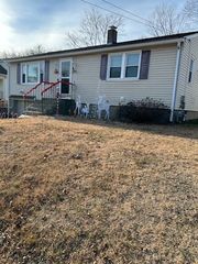 859 Pontiac Avenue, Cranston, RI 02910