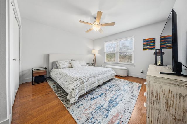 2301 Lawnmont Ave 8, Austin, TX 78756