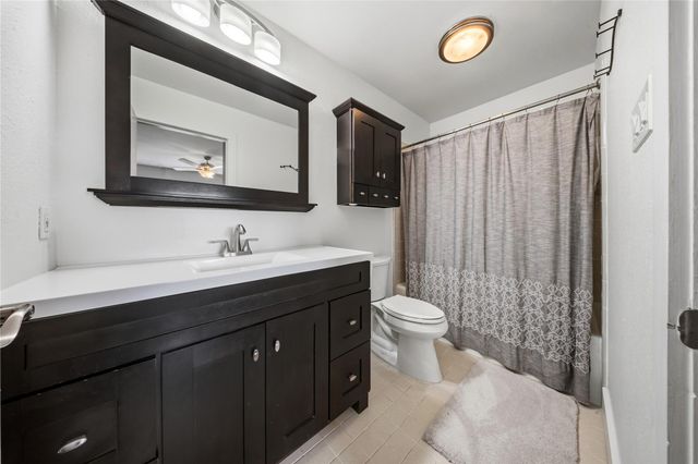 2301 Lawnmont Ave 8, Austin, TX 78756