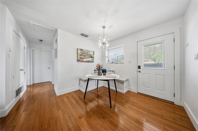 2301 Lawnmont Ave 8, Austin, TX 78756