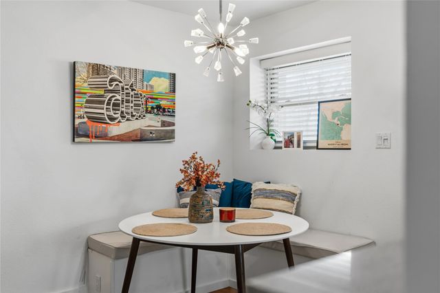 2301 Lawnmont Ave 8, Austin, TX 78756