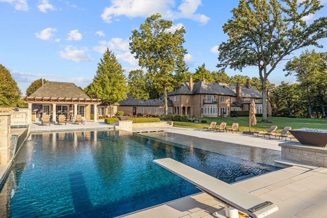 5021 Minkler Road, Yorkville, IL 60560