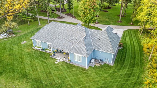 5021 Minkler Road, Yorkville, IL 60560