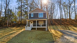 386 Holtzclaw Street, Canton, NC 28716