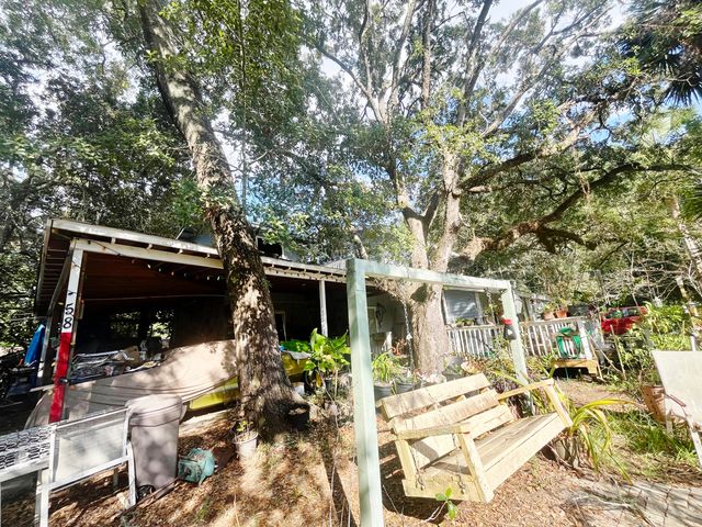 58 Hankins Road, Freeport, FL 32439