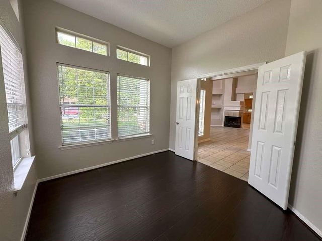 7203 Welshwood Lane, Sugar Land, TX 77479