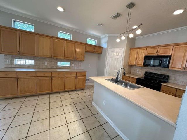 7203 Welshwood Lane, Sugar Land, TX 77479