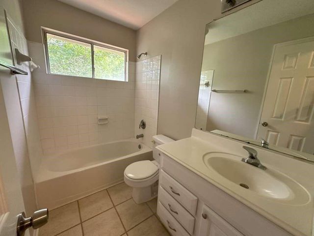 7203 Welshwood Lane, Sugar Land, TX 77479
