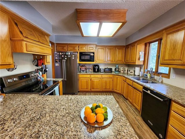 7 Cherhill Drive, Bella Vista, AR 72714