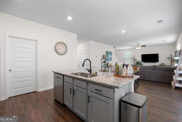 258 Aster Avenue, Locust Grove, GA 30248