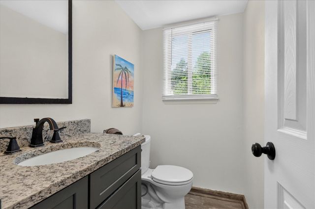 1221 Harwood Circle, Saline, MI 48176