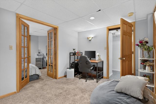1221 Harwood Circle, Saline, MI 48176