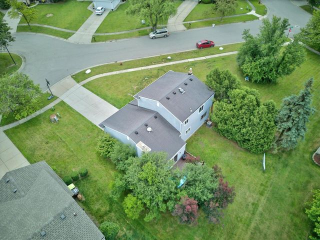 1221 Harwood Circle, Saline, MI 48176